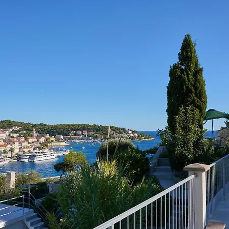 Peaceful Old Town With Sea And Sunrise Views Daire *